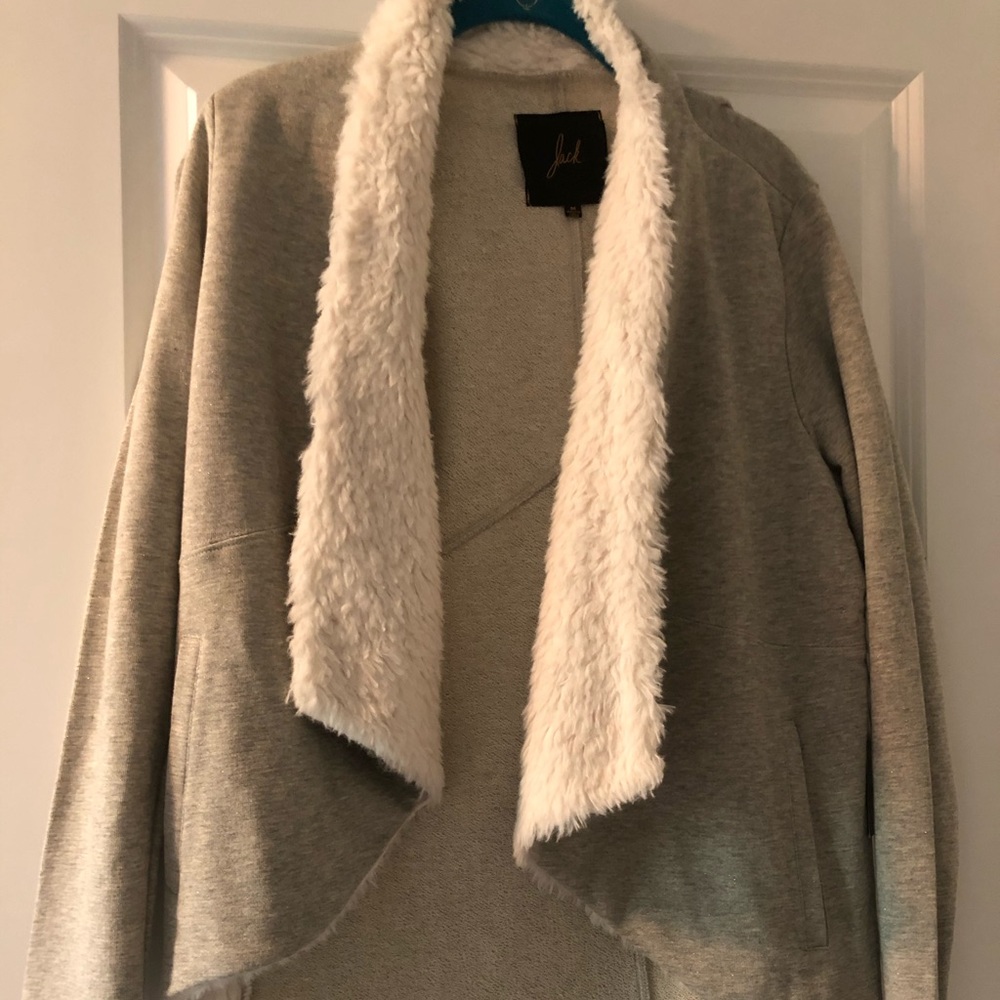 BB Dakota Grey Sweater